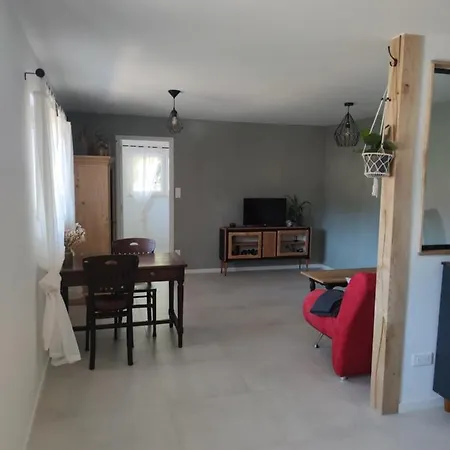 Au Vieux Cedre Apartment *